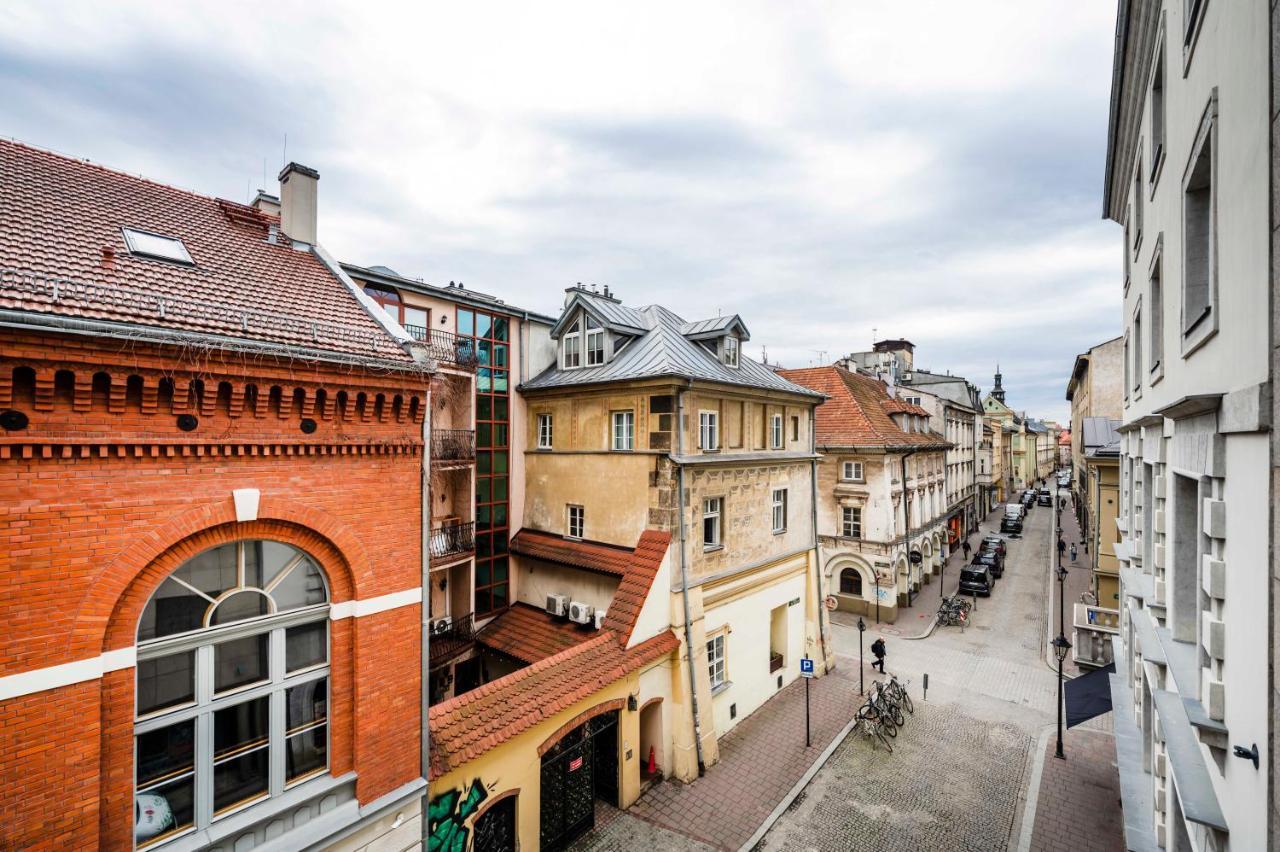 Hotel H12**** Krakau Buitenkant foto